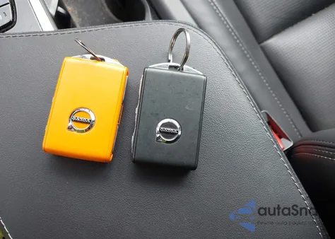 2024 Volvo Xc90 B6 Ultimate Bright Theme 7-Seater from USA, damaged, VIN YV4062PFXR1177907